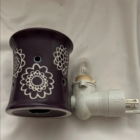 Purple Floral Electric Wax Warmer - Picture 7 of 7